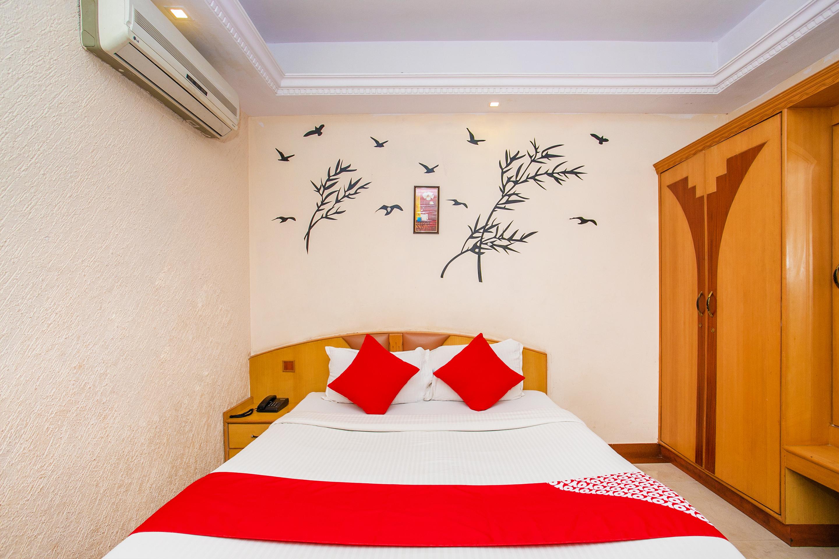 Oyo 331 Hotel Skanda Shelters Bangalore Ngoại thất bức ảnh