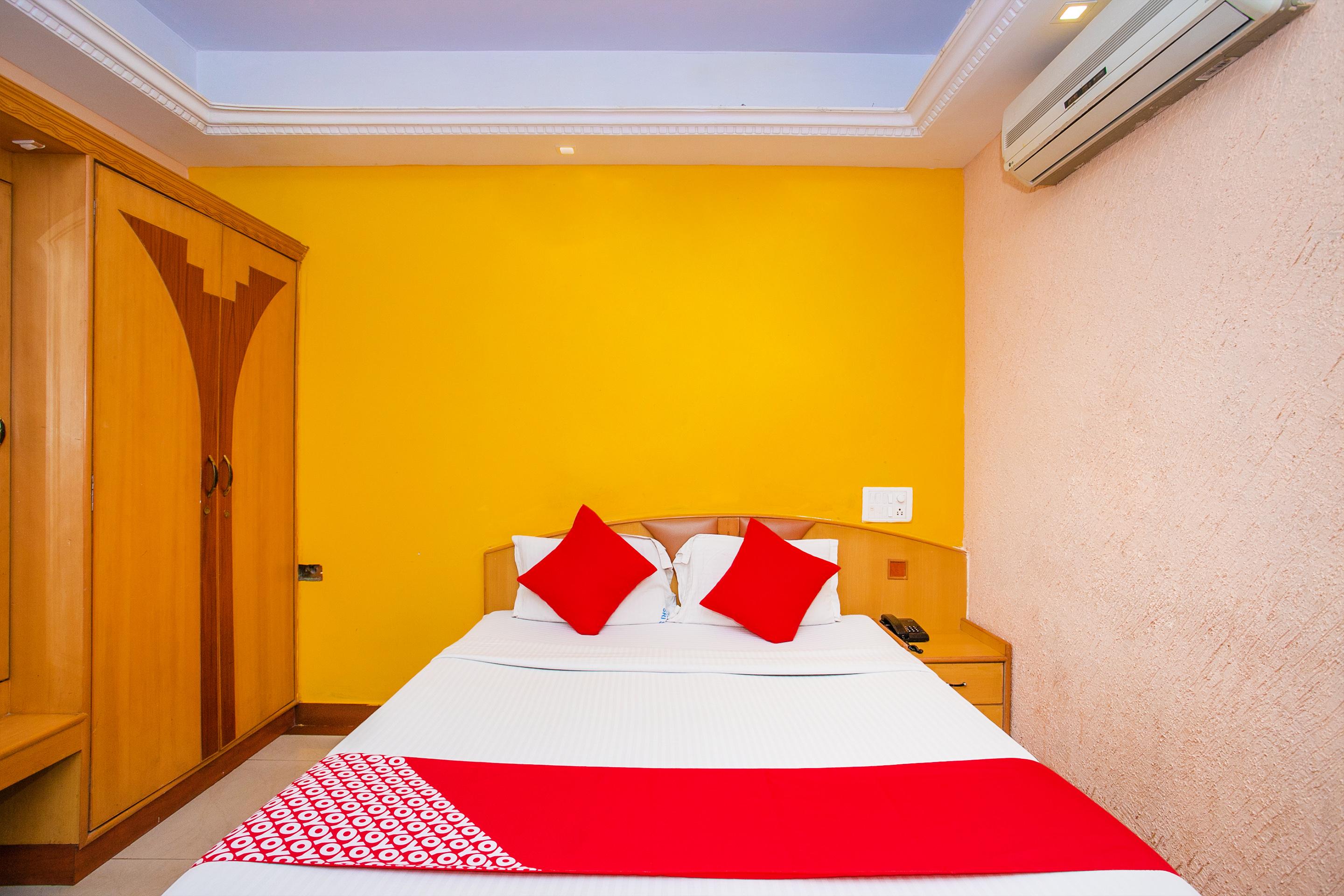 Oyo 331 Hotel Skanda Shelters Bangalore Ngoại thất bức ảnh